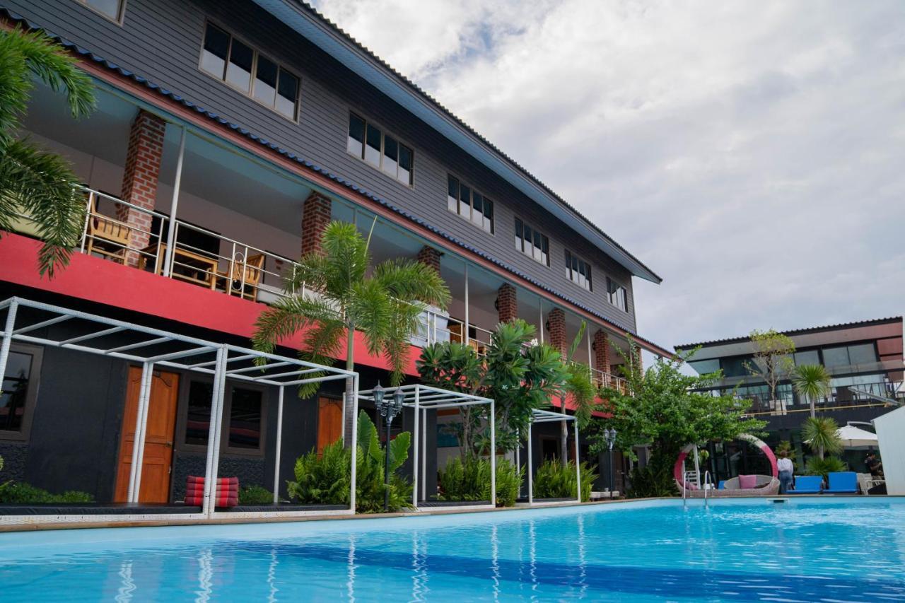P.U. Inn Resort Phra Nakhon Si Ayutthaya Exterior foto