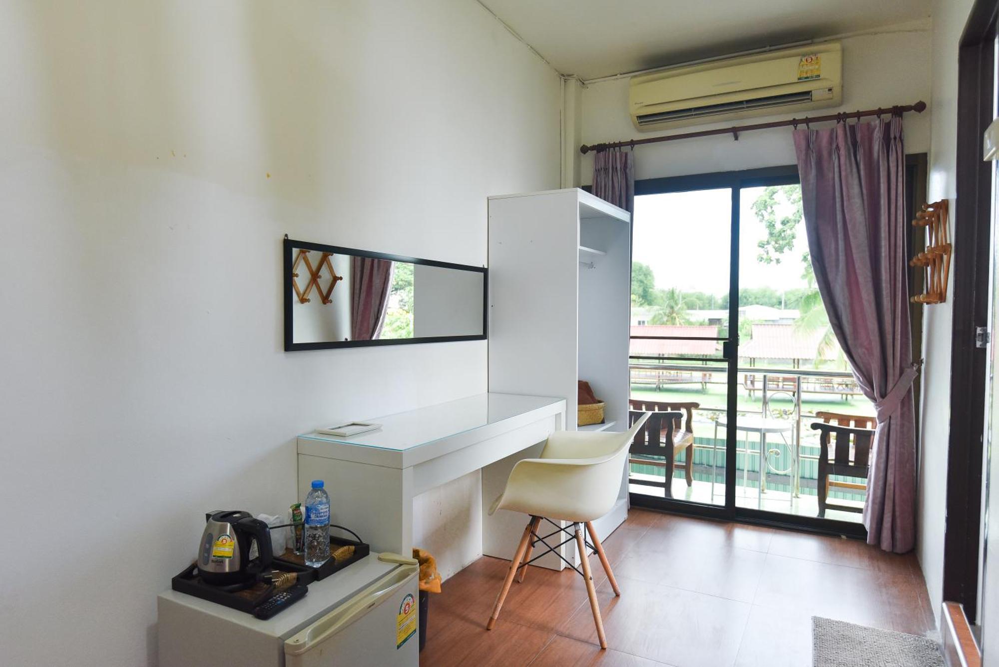 P.U. Inn Resort Phra Nakhon Si Ayutthaya Exterior foto